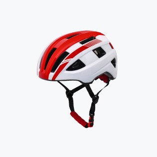 Lightweight and adjustable half helmet
