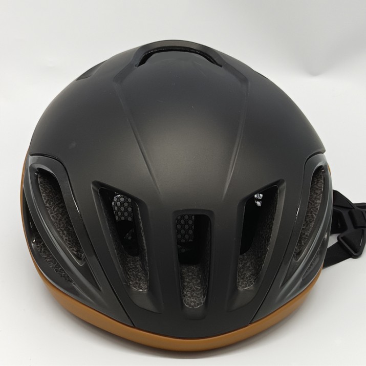 High quality ventilated detachable magnetic taillight helmet
