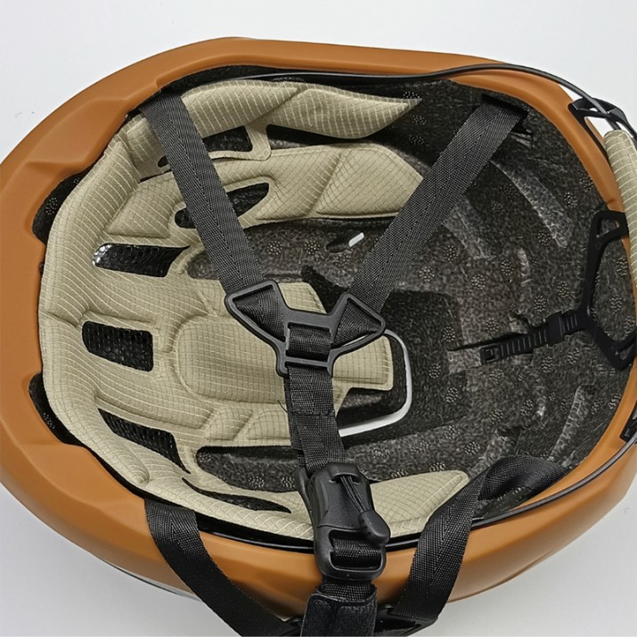 High quality ventilated detachable magnetic taillight helmet