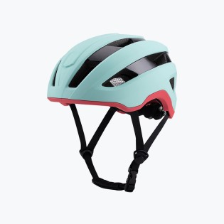 CE certified three-mold one-piece cycling helmet