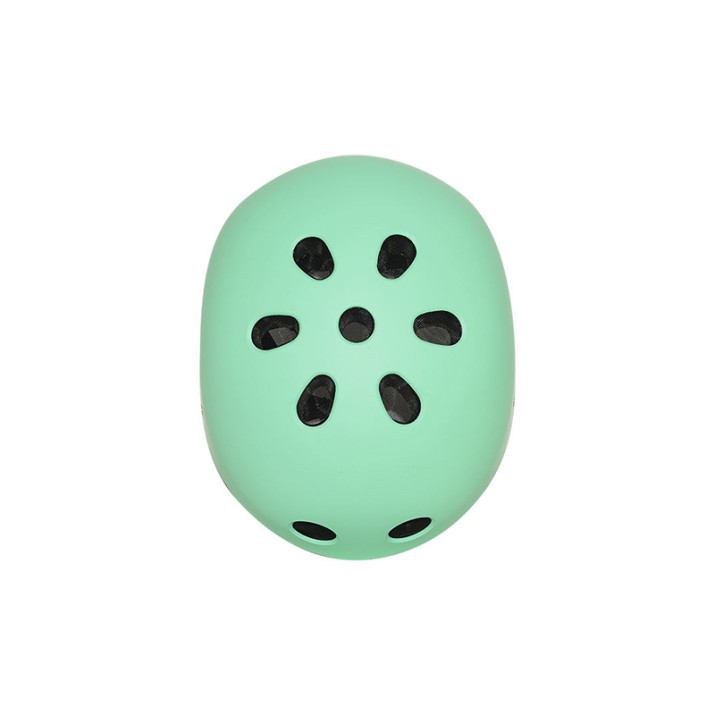 New skateboard helmet for adults and children