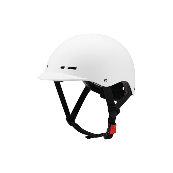 Adjustable multifunctional skateboard helmet