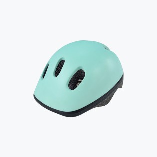 Universal bicycle and skateboard helmets