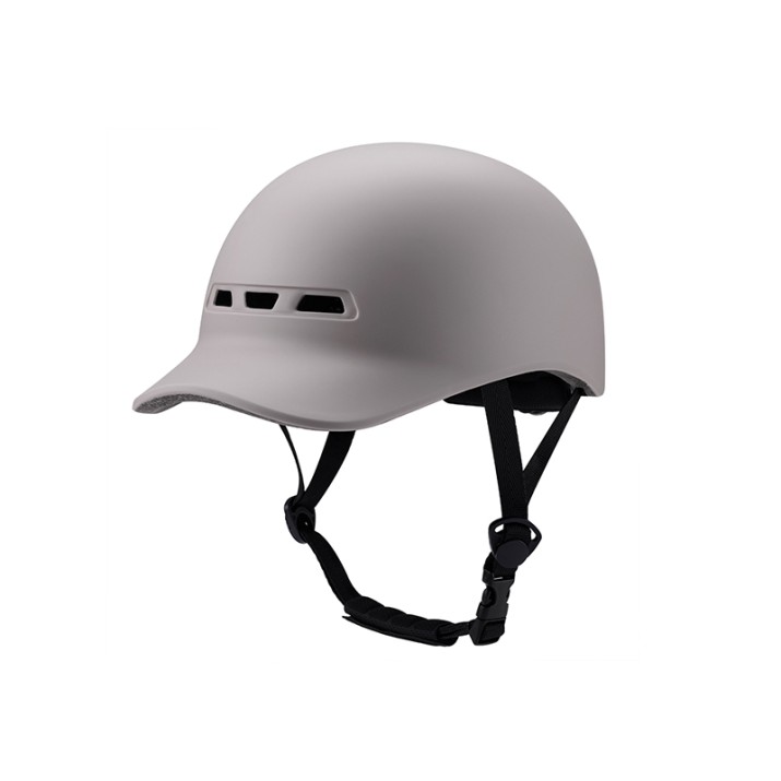 Baseball cap style commuter cycling helmet