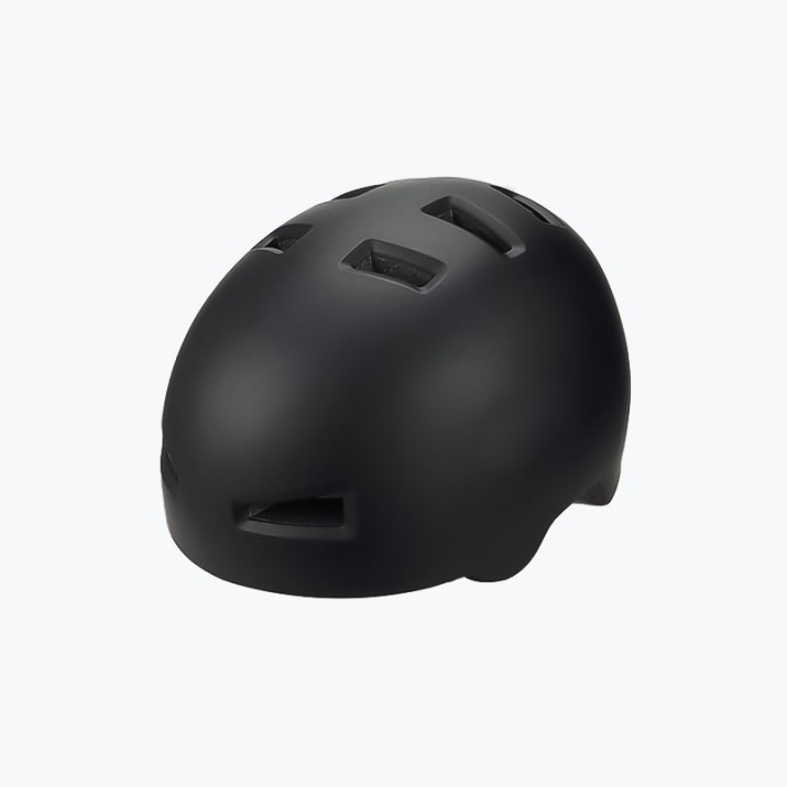 Urban commuter dual-sport helmet